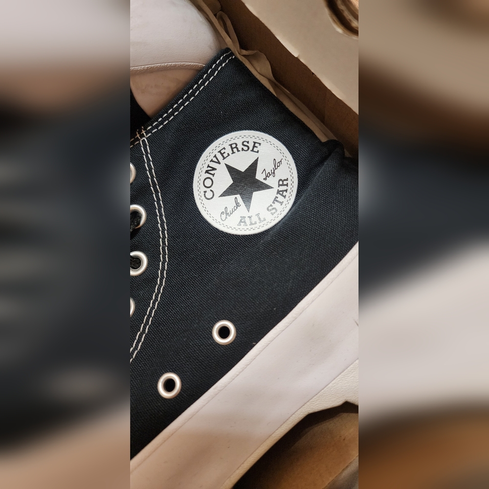 Converse Black and White High-Top Sneakers Size 9 - Picture 2 of 9